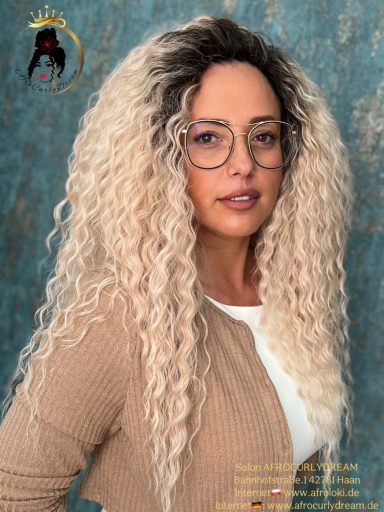 Haarverlängerung, Afrolocken, Wellen,  Dreadlocks, glatte Haare und viel mehr. Afrocurlydream Haan NRW