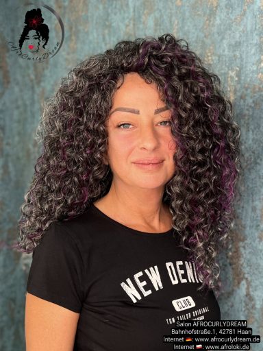 Haarverlängerung, Afrolocken, Wellen,  Dreadlocks, glatte Haare und viel mehr. Afrocurlydream Haan NRW